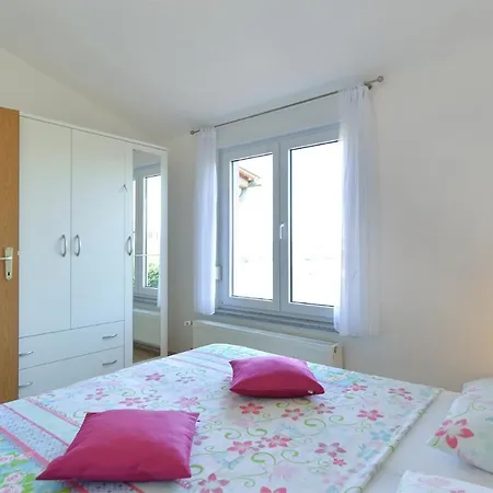 Jere 719 Apartamento Pula