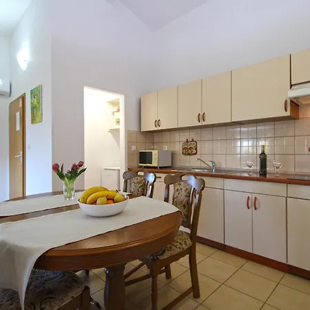 Apartments Jere 719 Pula