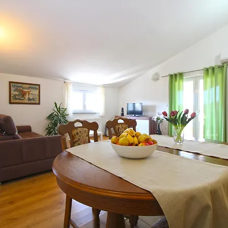 Apartments Jere 719 *