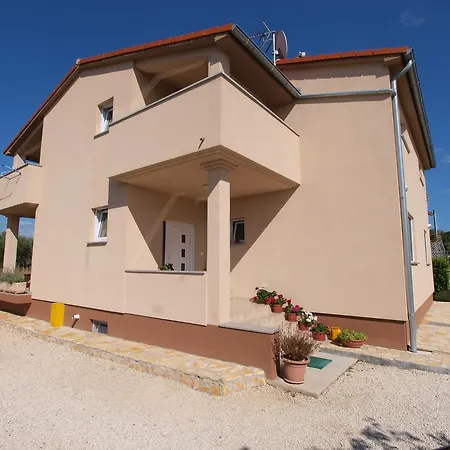 Appartamento Jere 719 Pola