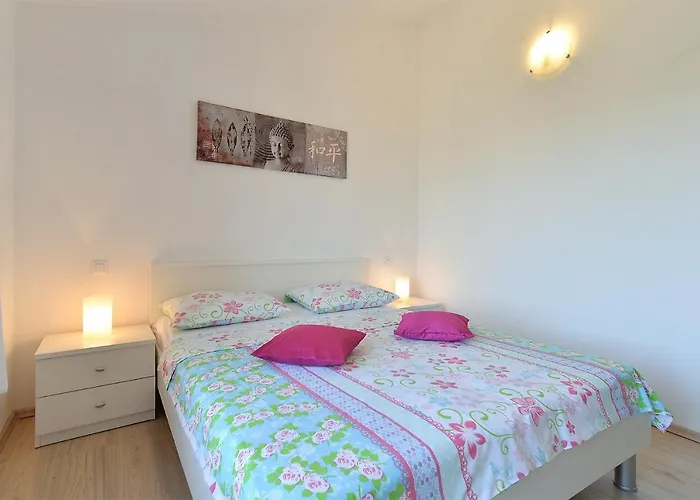 Jere 719 Apartament Pula
