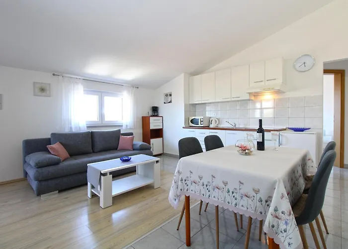 Apartments Jere 719 *