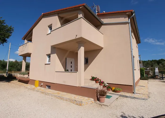 Apartment Apartments Jere 719 Pula